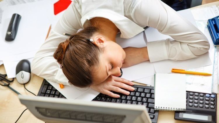 Buat Kamu yang Lelah Bekerja dan Kurang Istirahat, Perlu Melakukan Istirahat Sebentar atau Power Nap