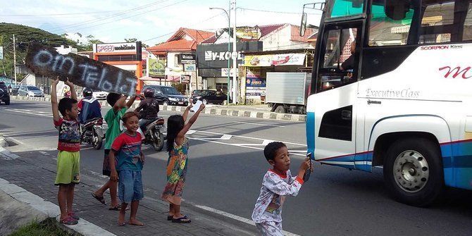 10 Hal yang Viral di Media Sosial Selama Tahun 2016. Seru, Menegangkan, Sampai yang Sangat Sederhana.