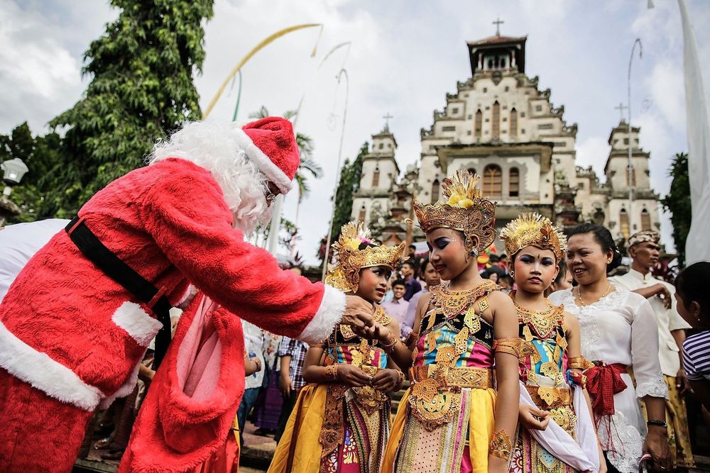 9 Kalimat Basa-Basi yang Bisa Diucapkan ke Teman yang Berhari Raya, Toleransi Lagi Dibutuhkan Banget