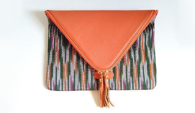 clutch warna-warni