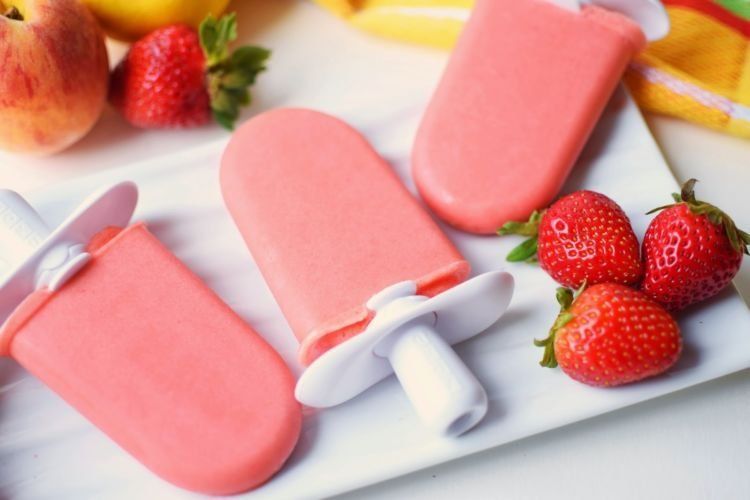 strawberry tea ice pops