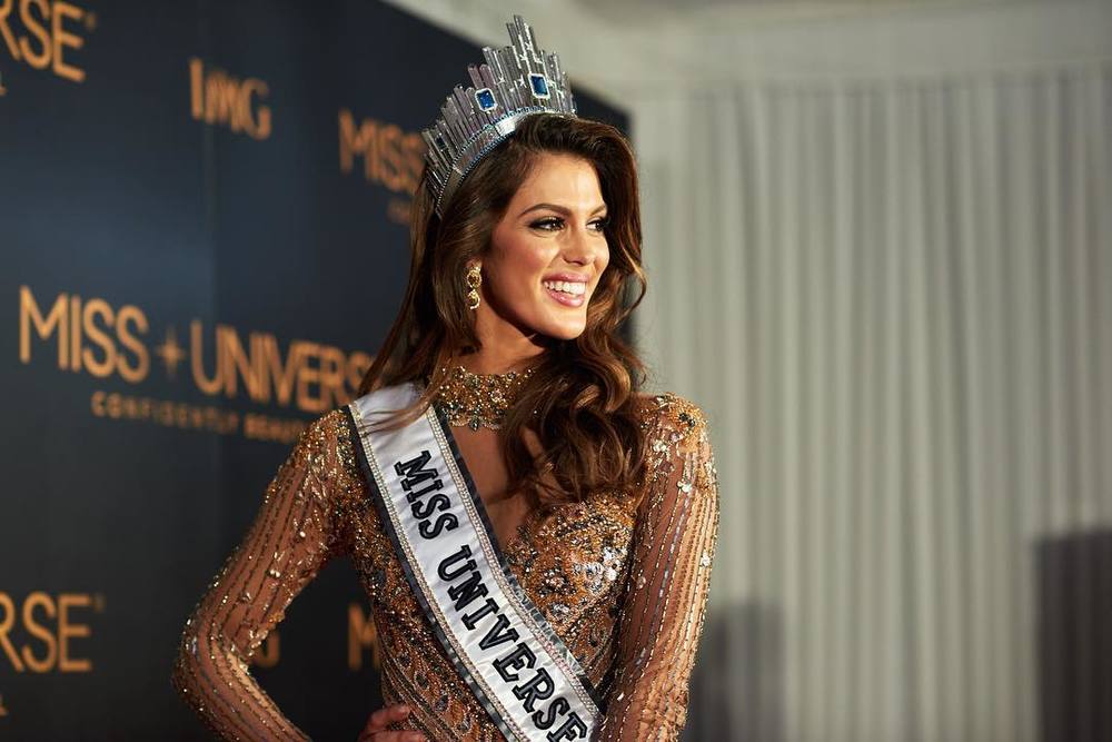 Inilah 6 Hal yang Bisa Kamu Ambil dari Kemenangan Iris Mittenaere – Miss France yang Berhasil Jadi Miss Universe 2017