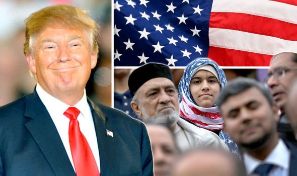 Sudah Larang Muslim dari 7 Negara Masuk AS, Ini 5 Langkah Esktrem Trump yang Buat Resah Dunia