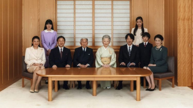 Kaisar Akihito dan keluarga Imperial Jepang