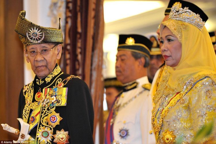 Mantan Raja Malaysia, Tuanku Al-Haj Abdul Halim Mu'adzam Shah bin Sultan Badlishah