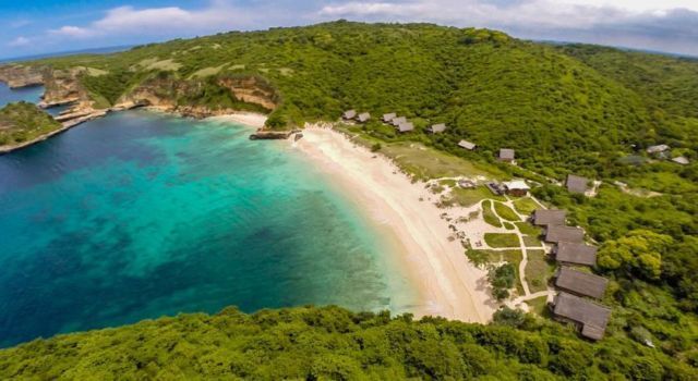 10 Hotel dan Villa Paling Romantis di Lombok. Cocok Buat Bulan Madu Bersama Kekasih Halalmu