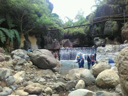 Bingung Mau ke Mana Buat Liburan? Yuk, Kunjungi Tempat-Tempat Unik di Kabupaten Trenggalek Ini!