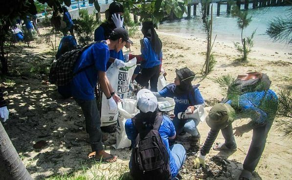 event mangrove dan susur pantai