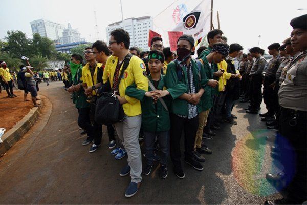 Wahai Teman-teman BEM, Apakah Mengkritisi Kebijakan Pemerintah Harus dengan Berunjuk Rasa?