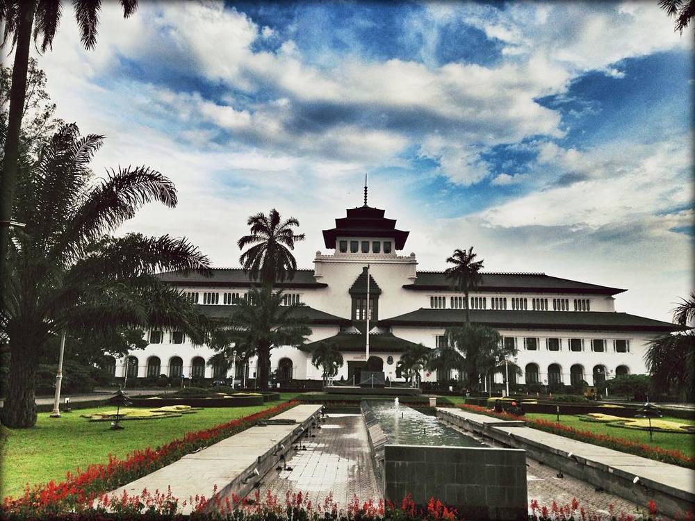 5 Tempat Nongkrong Recommended di Bandung