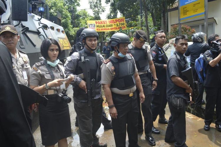 Bripda Ismi Aisyah, Polwan Cantik yang Mengamankan Rasa Takutmu Meski Ada Bom Meledak di Bandung