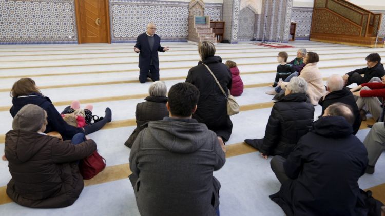 Suasana Visit My Mosque di Perancis