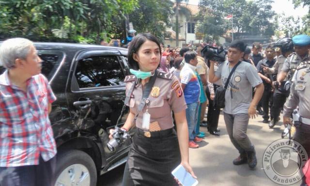 Bripda Ismi Aisyah, Polwan Cantik yang Mengamankan Rasa Takutmu Meski Ada Bom Meledak di Bandung