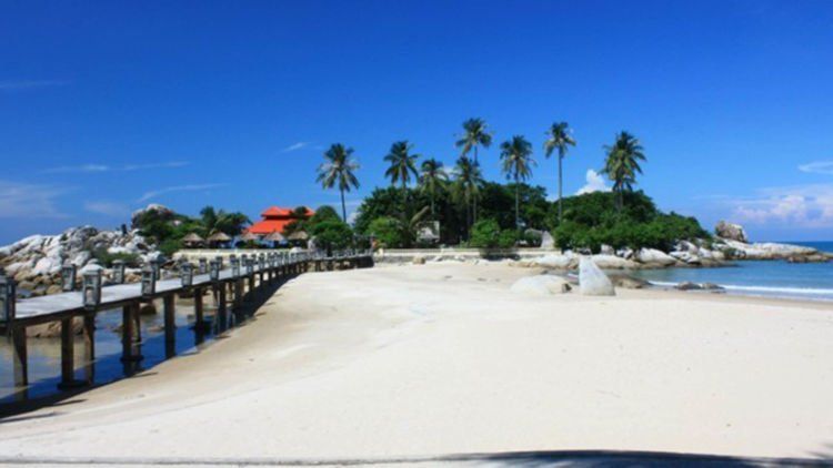 Pulau Bangka, Sejuta Keindahan Pesona Pasir Putih