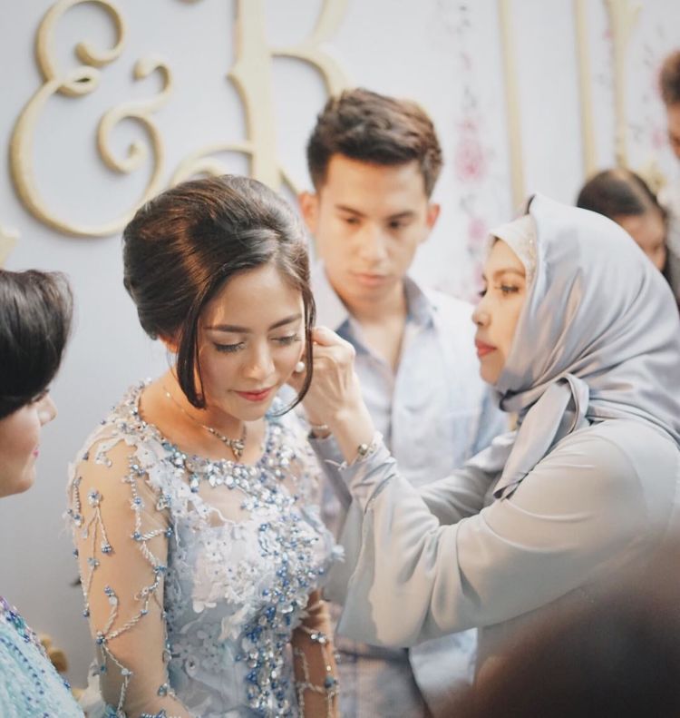 jadi makeup artist