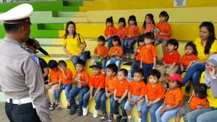 Buat Para Mamah Muda, Ini 15 Tempat Wisata Buat Calon Anak Cerdas yang Layak Kamu Kunjungi