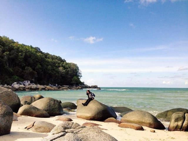 Pantai Tanjung Pabrik, Teluk Limau, Parittiga, Bangka.