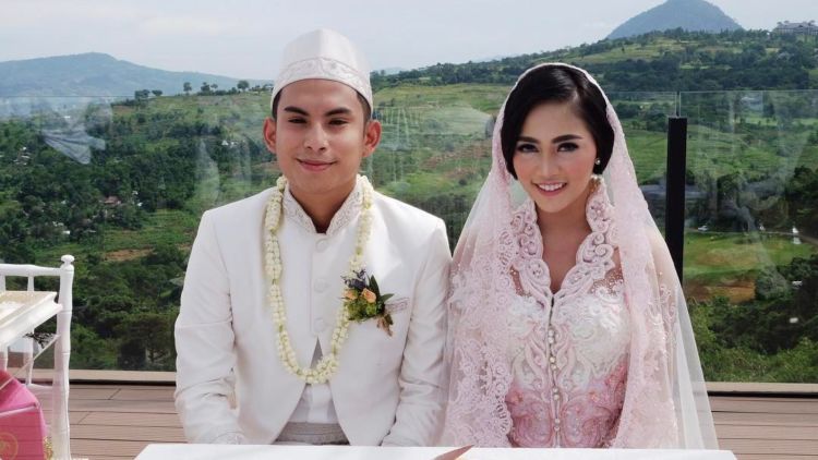 Nikah yang Keren Itu Nggak Harus Nunggu Kaya. Ini Alasannya!