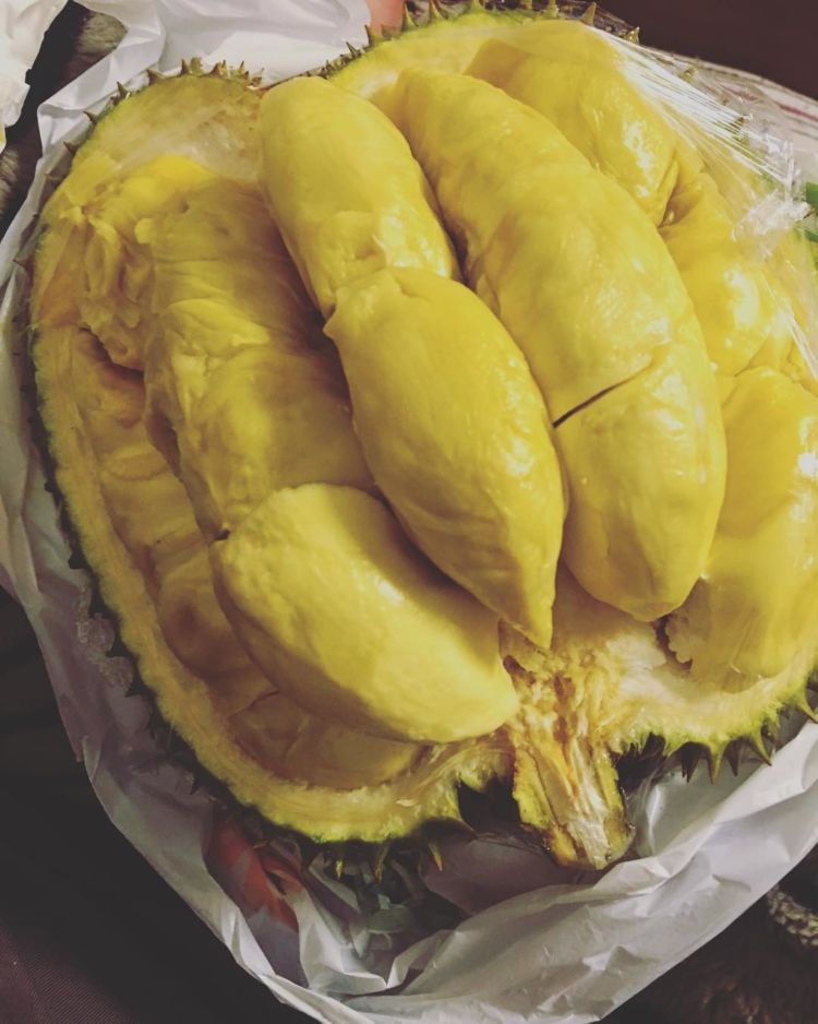 7 Manfaat Istimewa Buah Durian Buat Kesehatan. Memang Yah, Makanan Satu Ini Memang Endheus Banget!