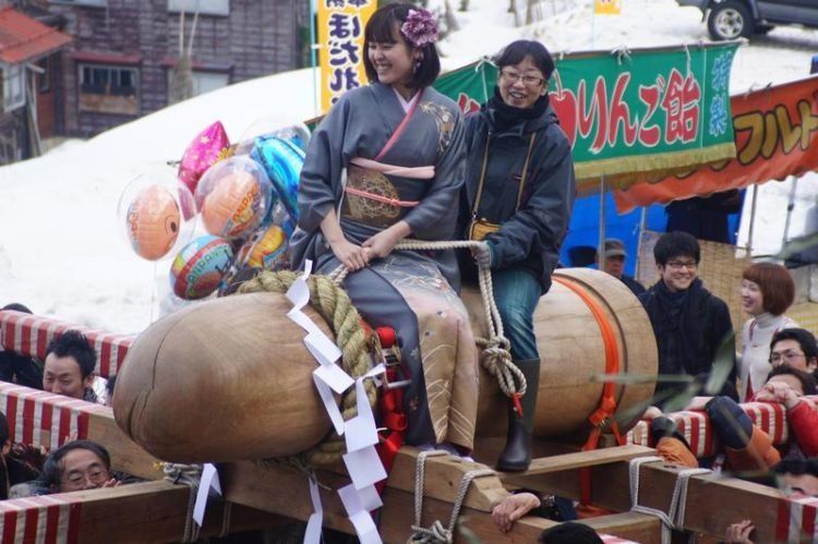 10 Potret Perayaan Festival Penis Baja di Jepang. Bukan Mesum Saja, Tapi Filosofinya Cukup Dalam Lho