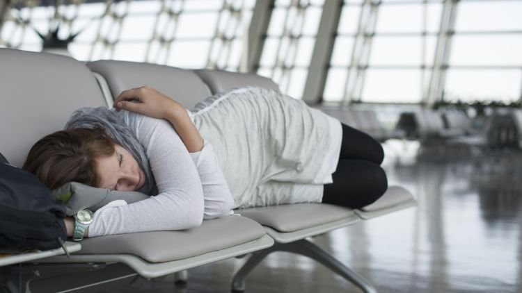 Mengalami Jet Lag? Ini 5 Cara Mengatasinya!