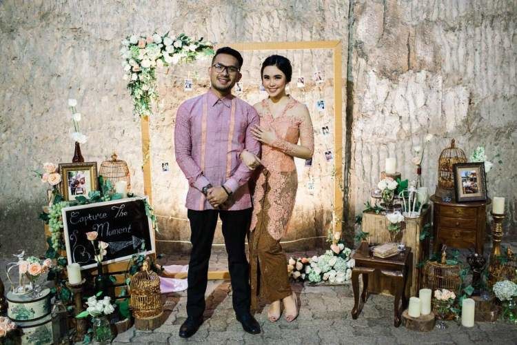 9 Ide Dekorasi Photobooth Unik dan Lucu untuk Prosesi Lamaran. Agar Selalu Terkenang dan Mengesankan