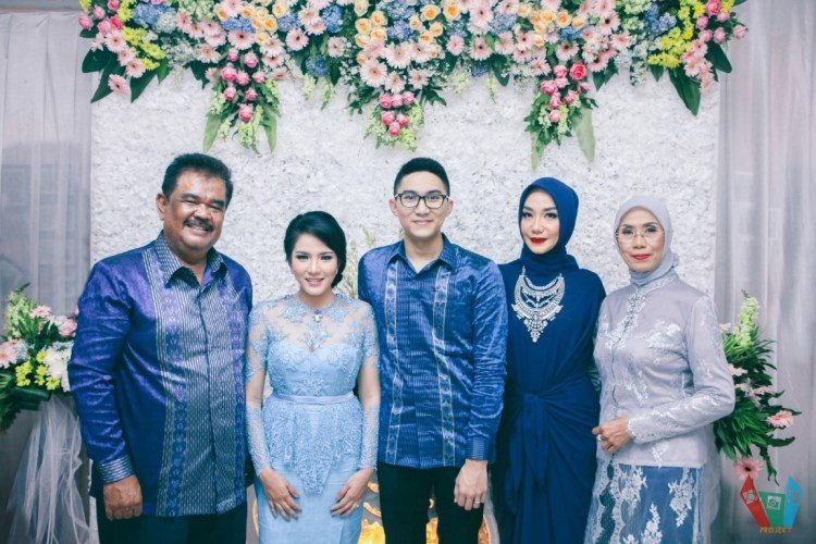 9 Ide Dekorasi Photobooth Unik dan Lucu untuk Prosesi Lamaran. Agar Selalu Terkenang dan Mengesankan