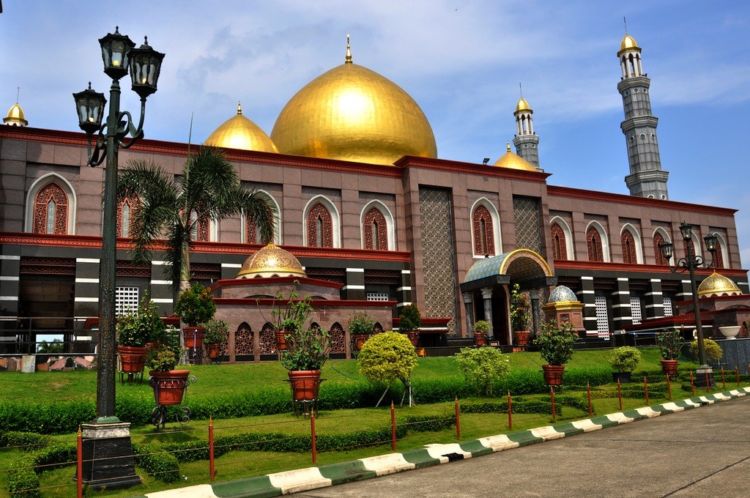 6 Masjid Cantik di Pulau Jawa yang Cocok Dijadikan Lokasi Akad Nikah. Mungkin Salah Satunya Ada di Kotamu?