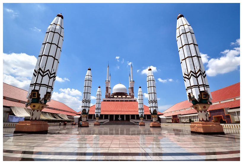 6 Masjid Cantik di Pulau Jawa yang Cocok Dijadikan Lokasi Akad Nikah. Mungkin Salah Satunya Ada di Kotamu?