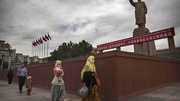 Toleransi Agama Makin Menipis. Sekarang Giliran Cina yang Larang Pemakaian Hijab dan Jenggot Panjang