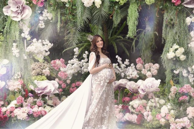 Yuk Intip Maternity Photoshoot Nia Ramadhani yang Menawan. Pantas Aja Dipuji Banyak Orang