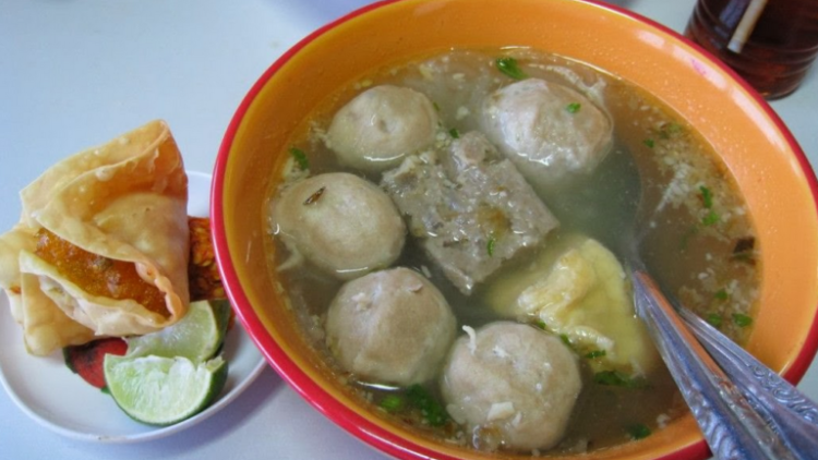 Bagi Anda Penikmat Bakso, Berikut Cara Mudah dan Praktis Membuat Bumbu Kuah Bakso Solo di Rumah Anda