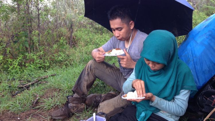 Begini Nih Panduan Memilih Bekal Makanan Ketika Mendaki. Banyak Pendaki Nggak Paham Hal Ini!