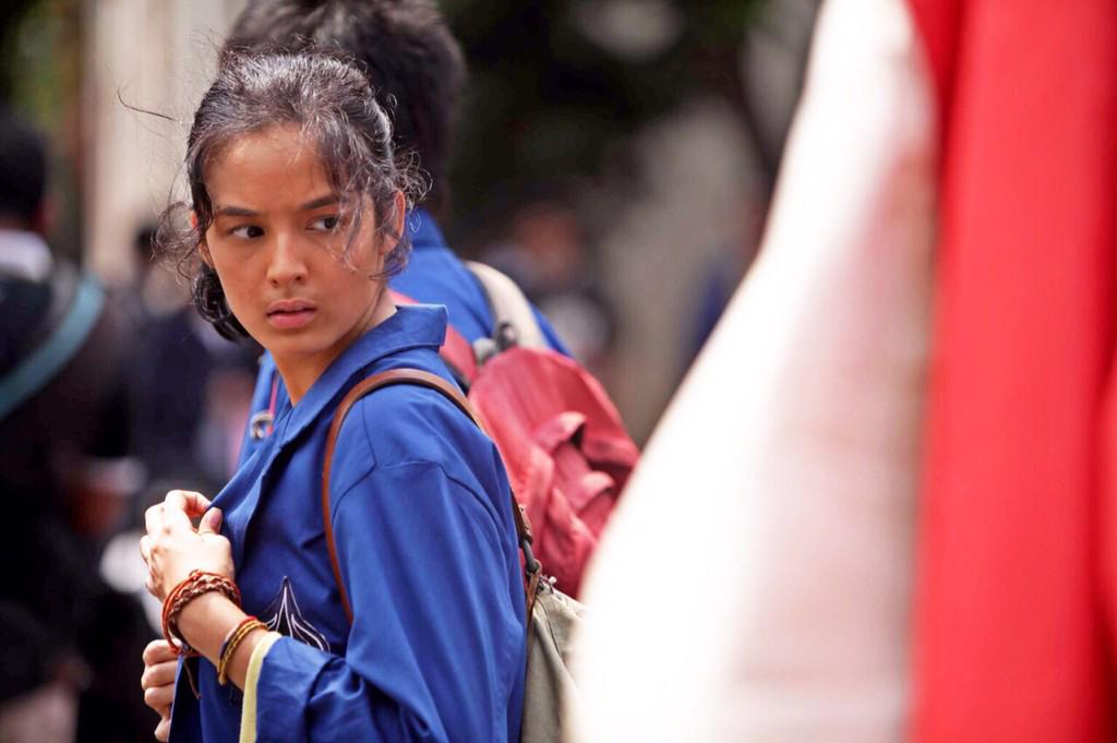 Bukan Cuma Zaman Yang Berubah, Tapi 6 Tipe Teman SMA Kamu Ini Bisa Buatmu Tak Percaya