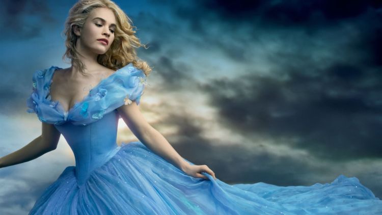 Film Cinderella Sebenarnya Ngajarin Hidup Itu Realita, Bukan Melulu Hanya Berangan-Angan, Lalu Dapat Kebahagiaan