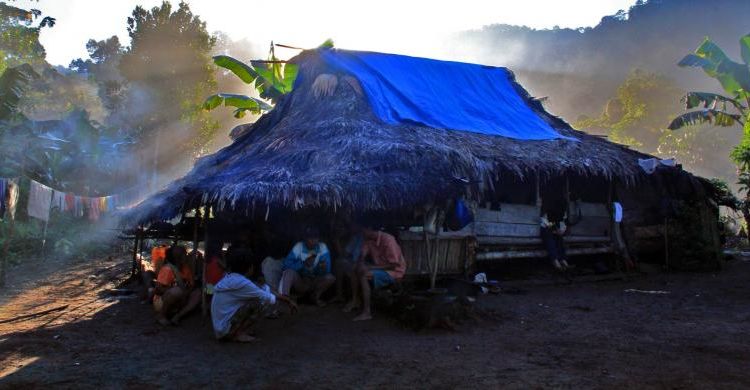 Tentang Suku Polahi yang Punya Tiga Tuhan dan Budaya Kawin Sedarah. Biar Cowok Makin Melek Sejarah!