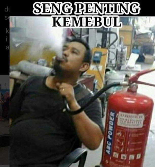 Kasih 13 Meme Ini Buat Temanmu yang Doyan Nge-Vape, Siapa Tahu Bisa Jadi Introspeksi