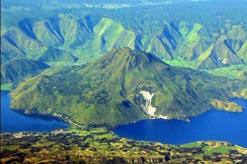 Gunung Toba