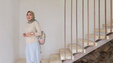 9 Style Hijab Warna Pastel Buat Sambut Ramadhan. Hayo, Kamu Suka yang Mana?