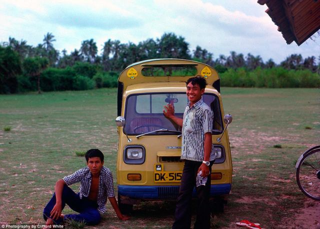 Parade Foto Bali Tempo Doeloe Sebelum Dipenuhi Wisatawan. Wah Adem Banget ya Suasananya!