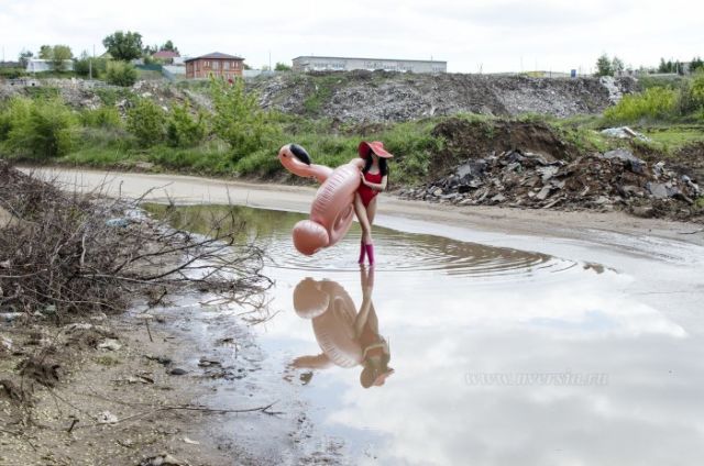 Andai Model Kita Protes Jalan Berlubang Secara Kreatif Begini, Pemerintah Harusnya Cepat Tanggap Sih