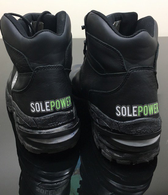 SolePower. Hanya dengan Berjalan Kaki, Kamu Bisa Hasilkan Energi Listrik Buat Kebutuhan Sehari-hari