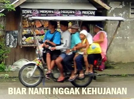 18 Keajaiban yang Cuma Bisa Kamu Temukan di Jalanan Ketika Mudik, Muat Nggak Muat Harus Berangkat!