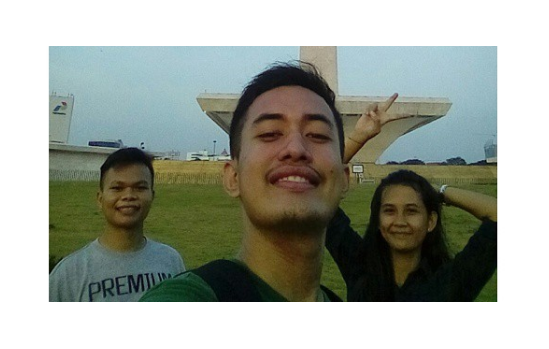 Nge Monas w/ Theo & Panahatan