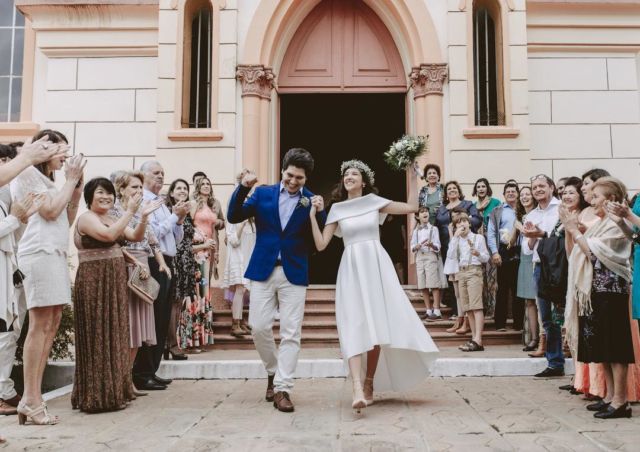 Nggak Punya Sahabat Cewek, Calon Pengantin Ini Ajak Teman-teman Cowoknya Jadi Bridesmaids dan Hasilnya Jadi Selucu Ini