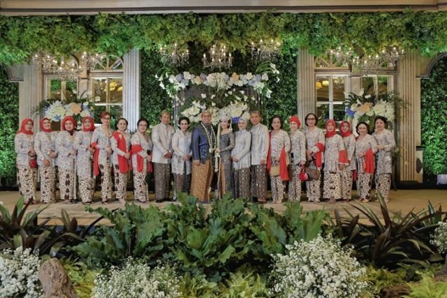 10 Dekorasi Garden Party di Dalam Ruangan. Nggak Ada Lagi Istilah Takut Kehujanan