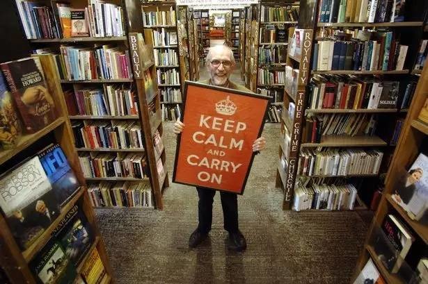 Slogan Ini Viral di Mana-mana, Ternyata ‘Keep Calm and Carry On’ Punya Sejarah yang Kelam