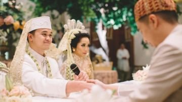 Beda Pendapat dengan Orang Tua Menjelang Pernikahan Itu Biasa. Lakukan Hal Ini untuk Menyikapinya