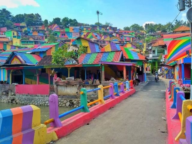 Ngehits di Media Internasional, Kampung Pelangi Semarang Mendadak Terkenal! Kaya Apa Sih Bentuknya?