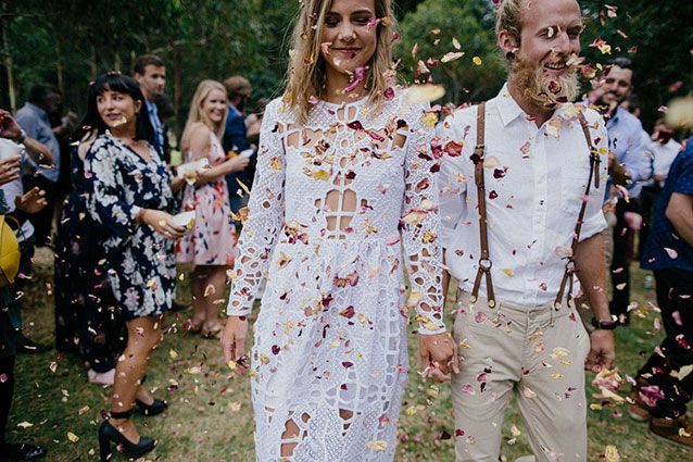 9 Inspirasi Pesta Pernikahan A la Boho-Hippie, Buat Kalian Calon Pengantin yang Mencintai Alam